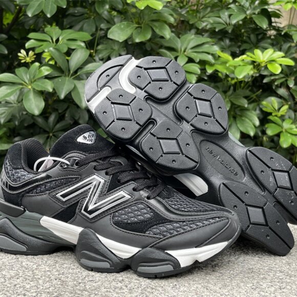 New Balance Shoe Palace Black Silver  Men's sneakers - Picture 2 of 8